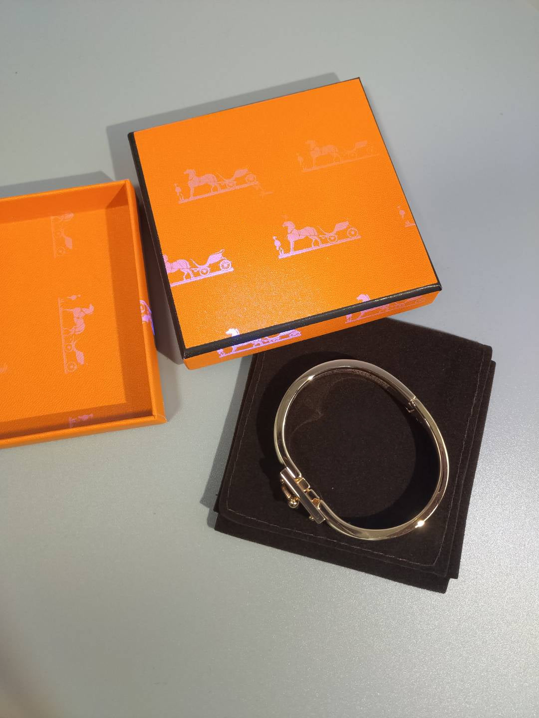 ¡®Dream¡¯H ORANGE BRACELET