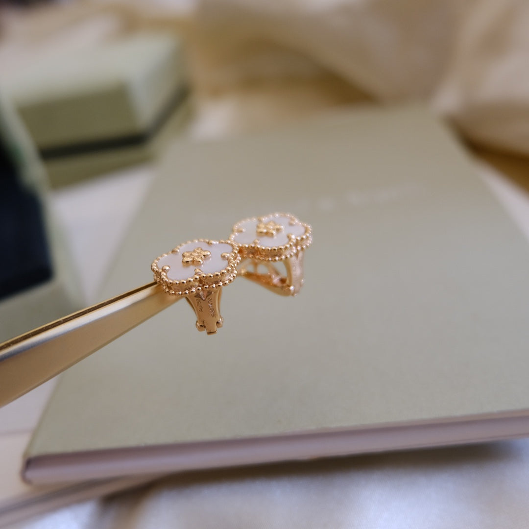 ¡®Dream¡¯LUCKY PINK GOLD WHITE MOP EARRINGS