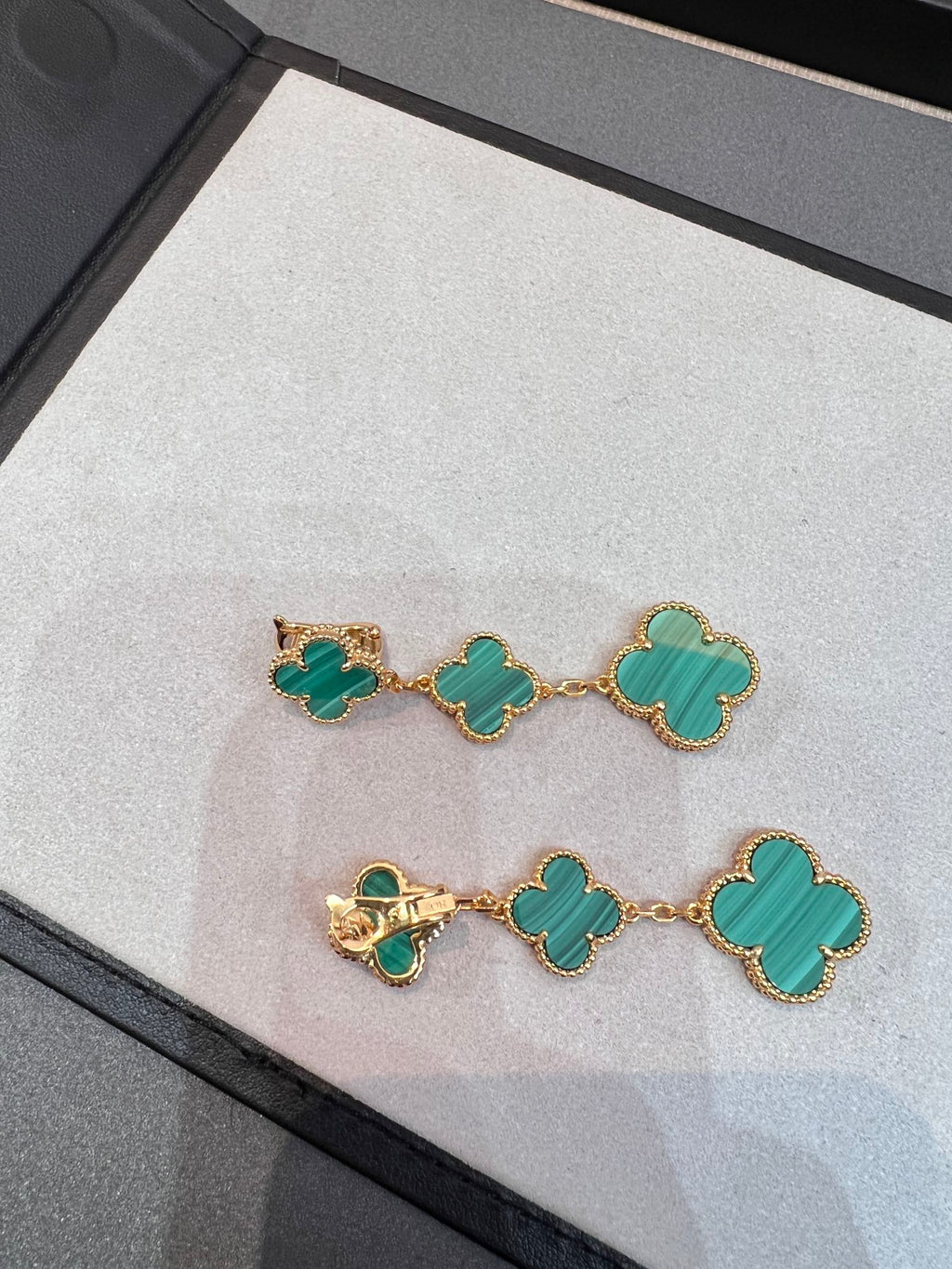 ¡®Dream¡¯CLOVER MALACHITE 3 MOTIFS GOLD