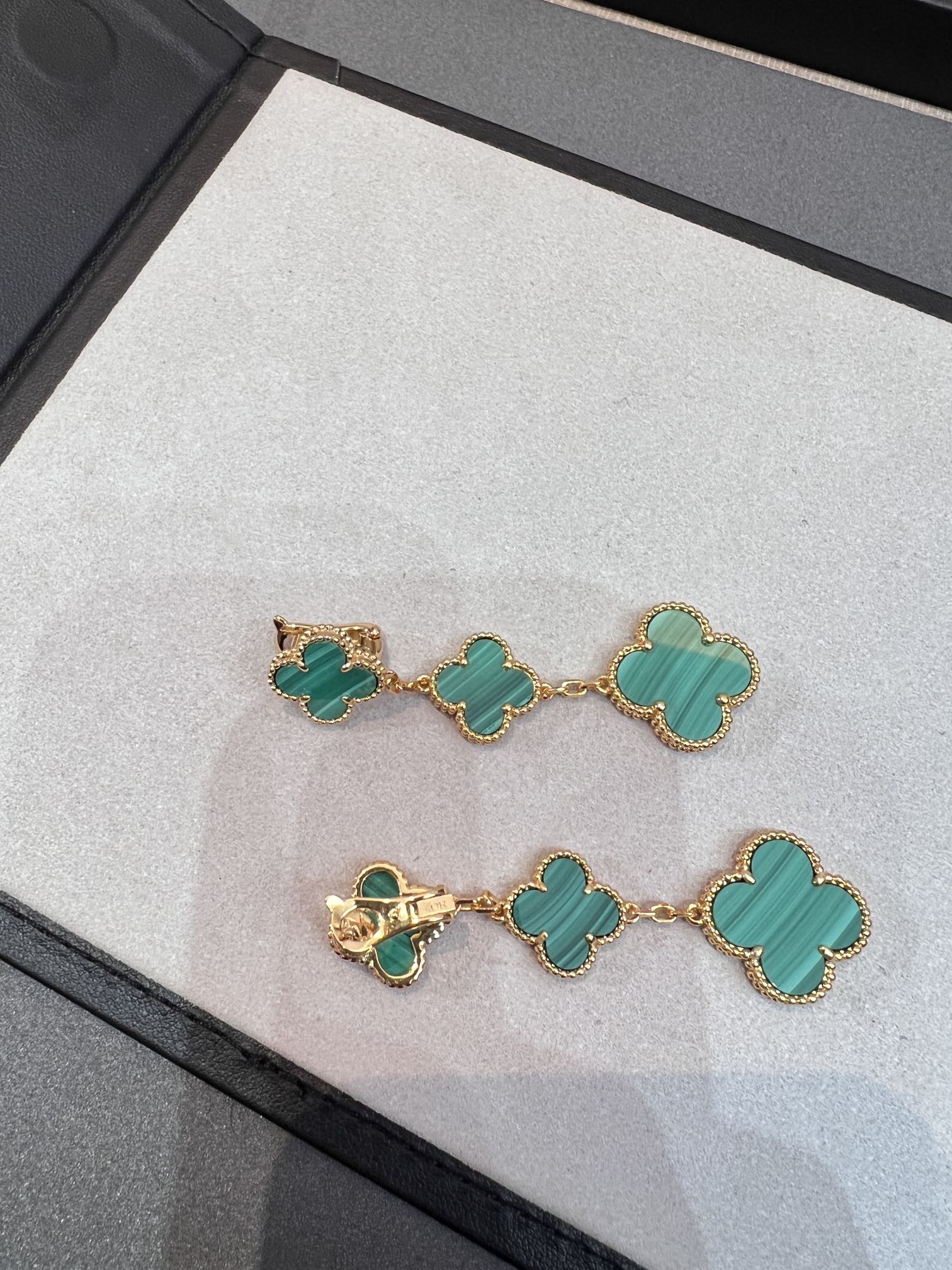 ¡®Dream¡¯CLOVER MALACHITE 3 MOTIFS GOLD