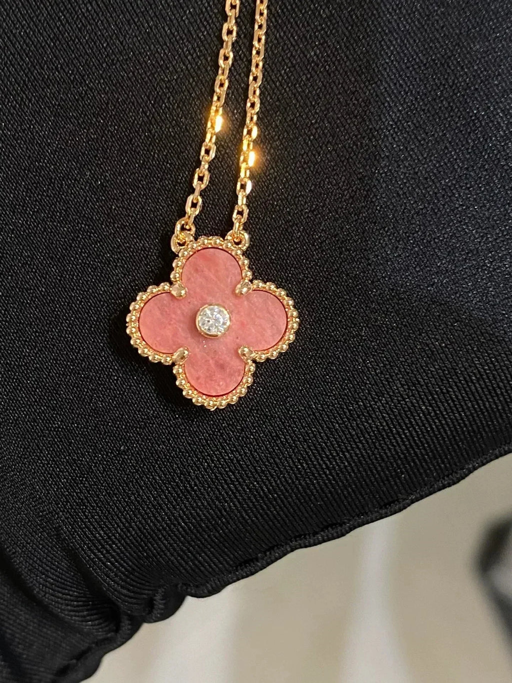 Halskette „Dream“ von CLOVER, 15 mm, Diamant, Rhodonit