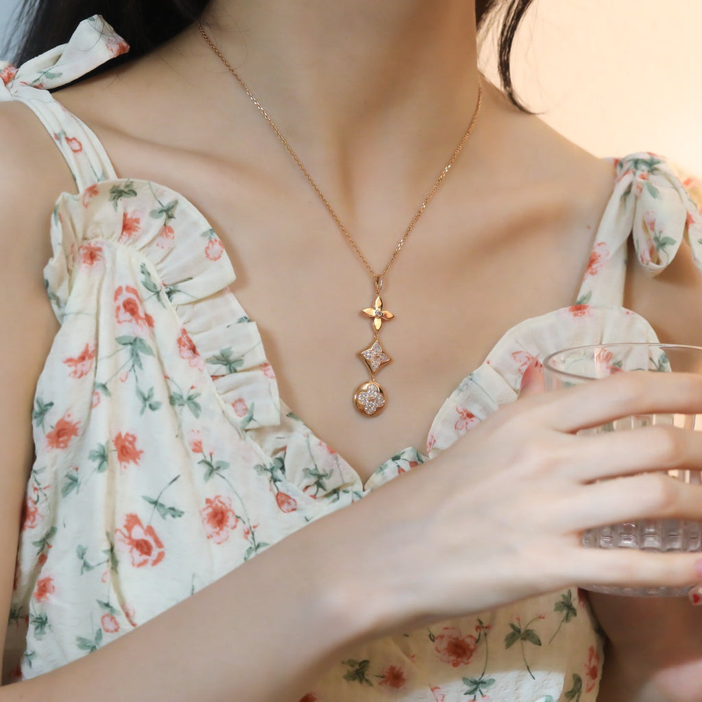 ¡®Dream¡¯STAR AND SUN DIAMOND PINK GOLD NECKLACE