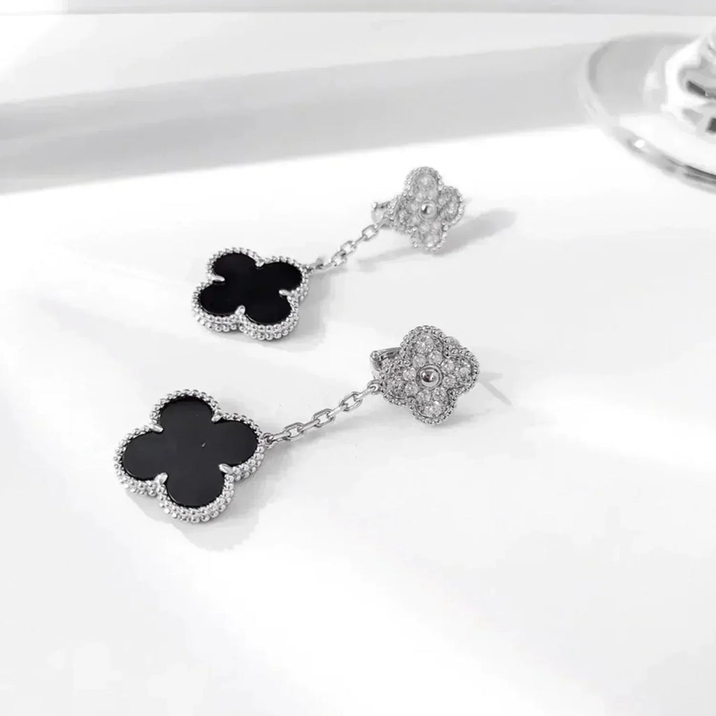¡®Dream¡¯CLOVER 2 MOTIFS  DIAMOND ONYX EARRINGS SILVER