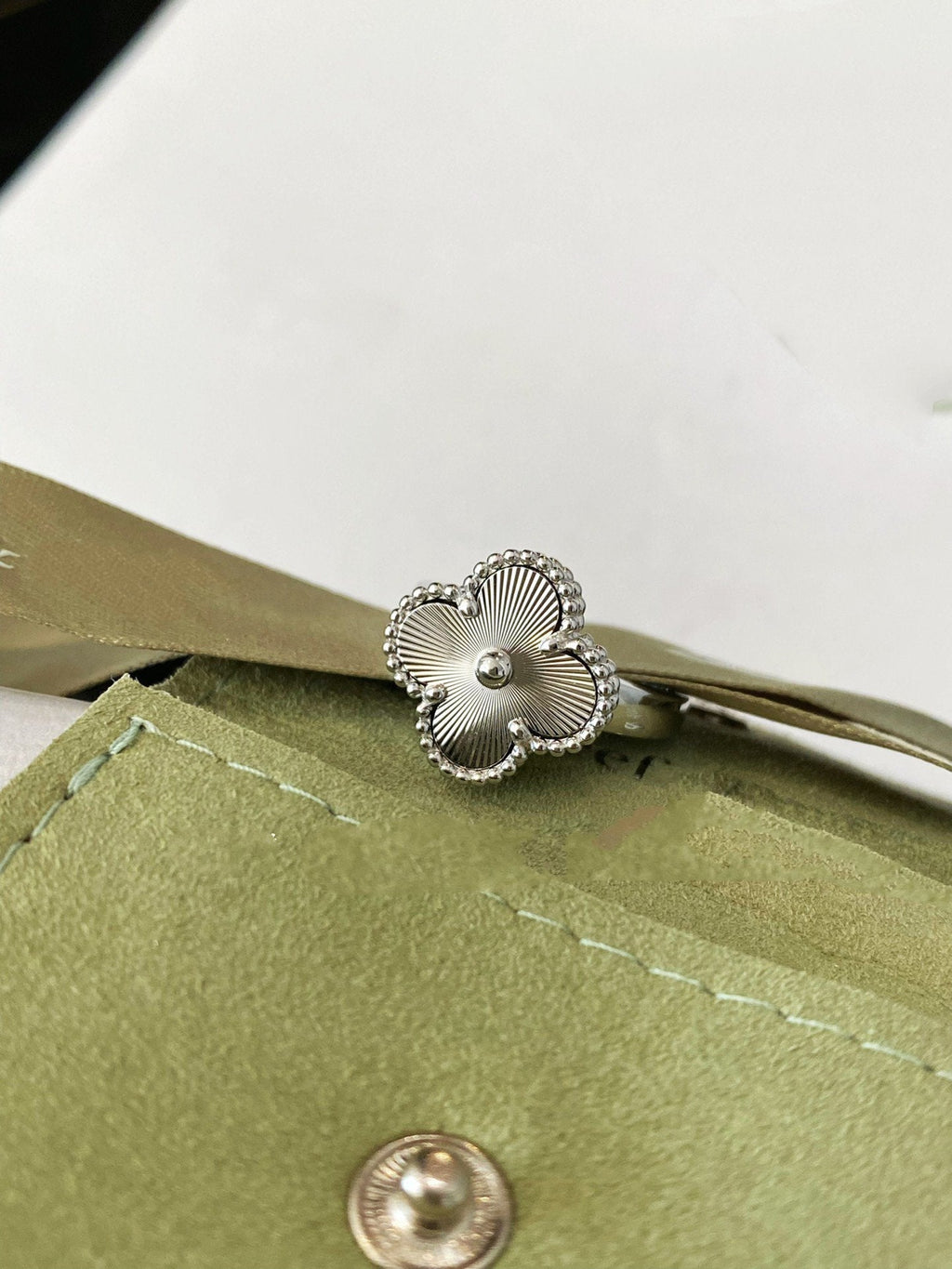 ¡®Dream¡¯CLOVER SILVER RING