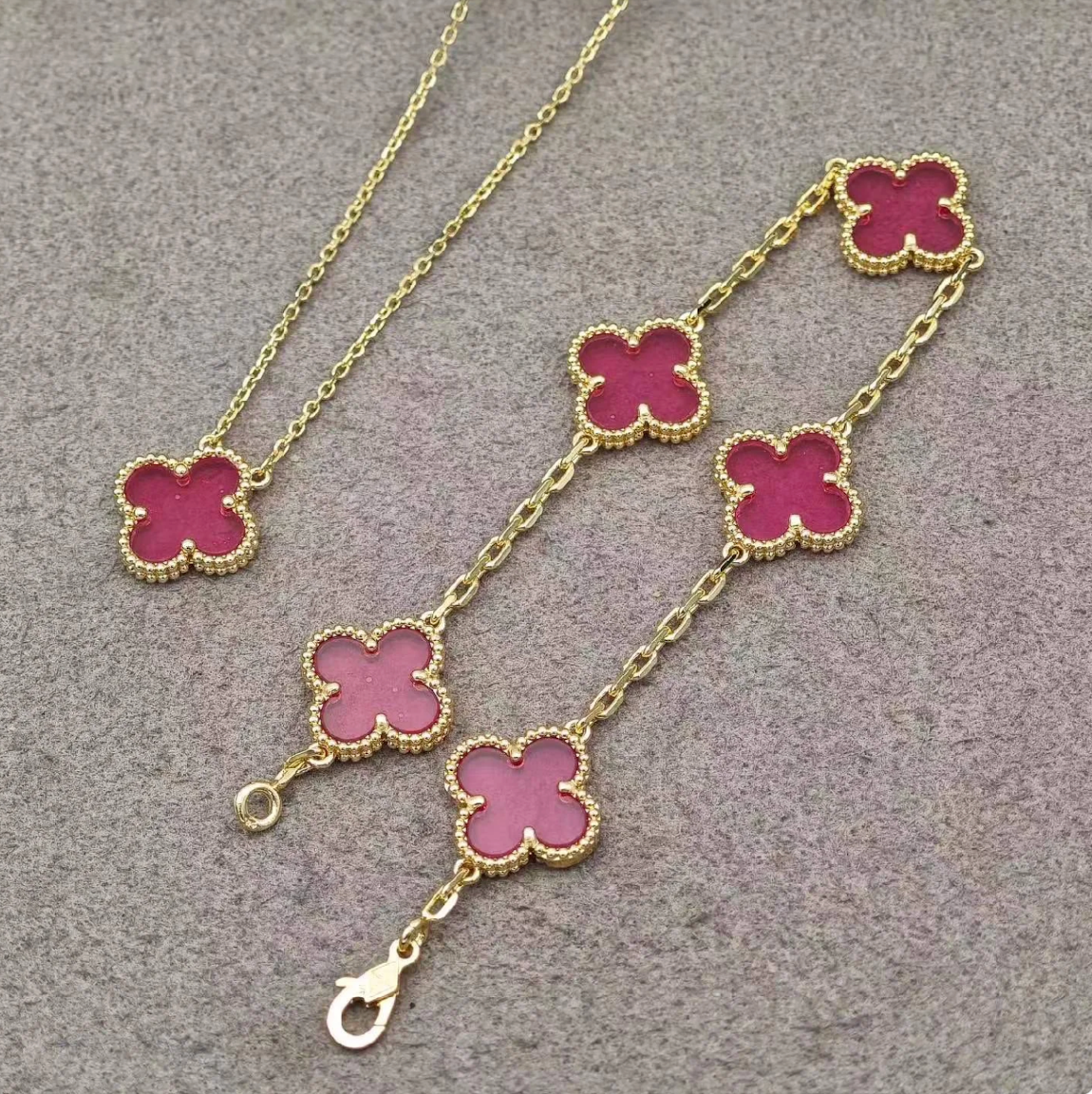 [Dream] 26 NEW PINK BUBBLE ENAMEL Bracelet