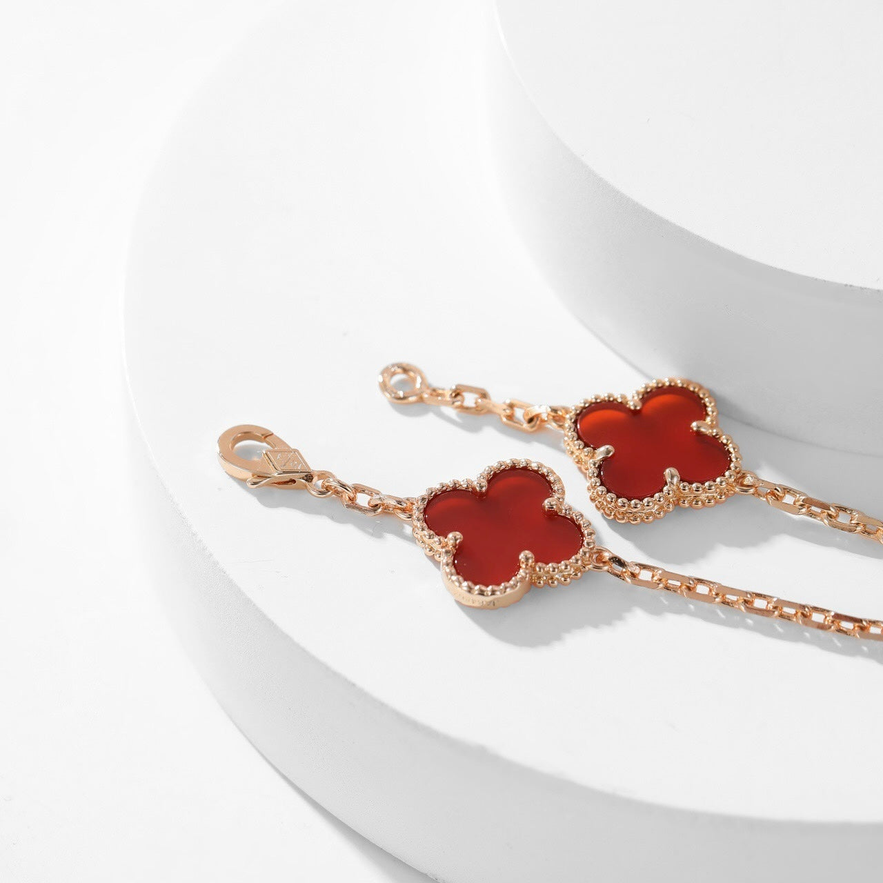¡®Dream¡¯CLOVER 10 MOTIFS CARNELIAN NECKLACE