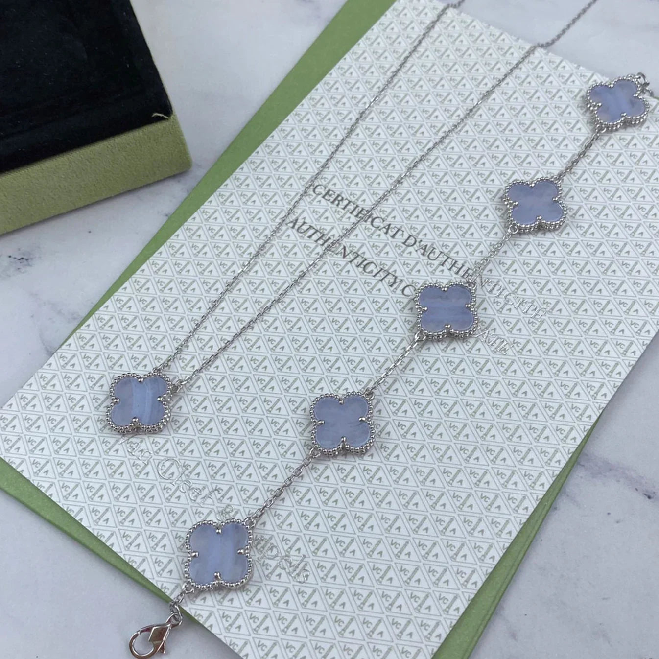 [Dream]New  CLOVER 5 MOTIF PURPLE CHALCEDONY BRACELET COLLECTION