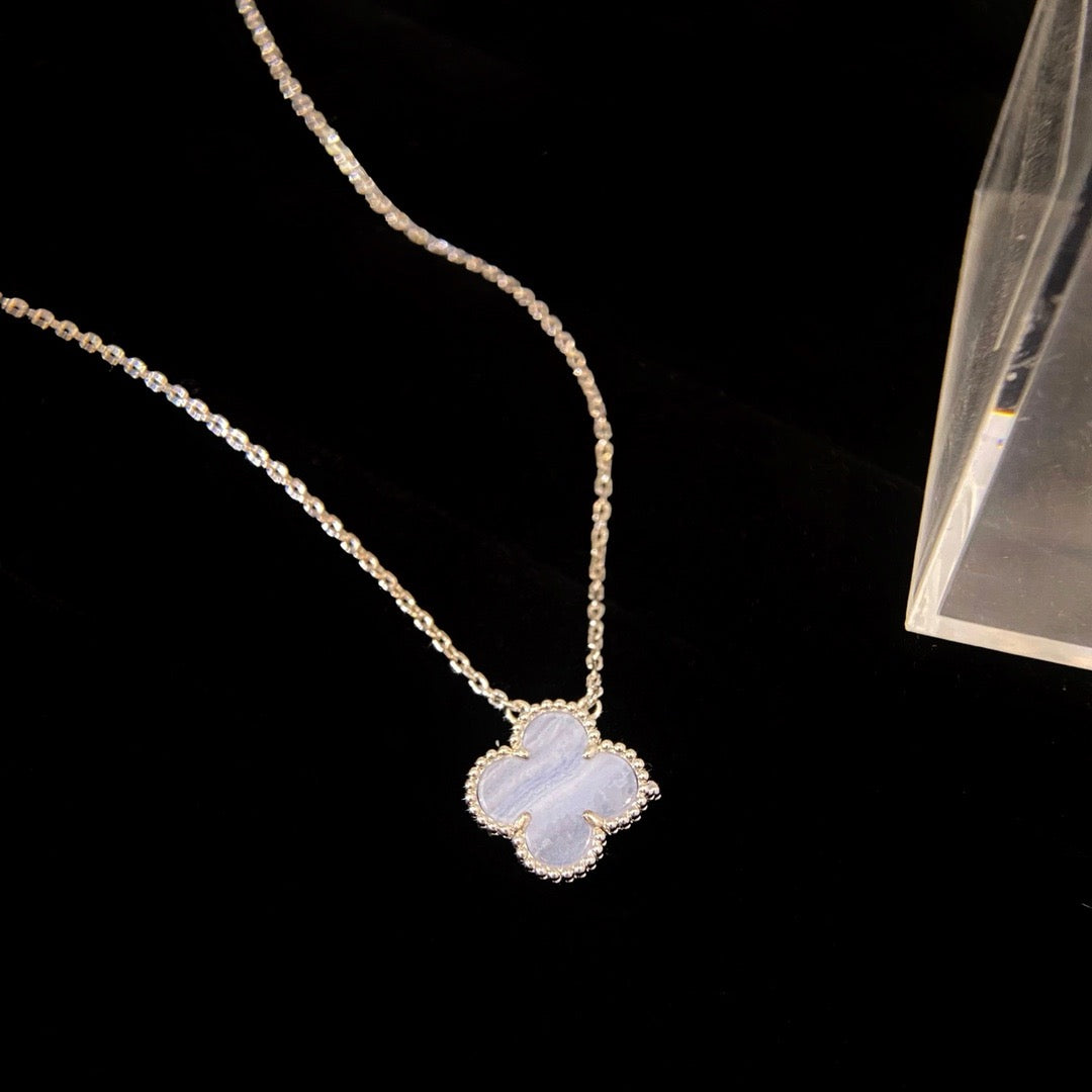 „Dream“ KLEE 15MM BLAUE CHALCEDON-HALSKETTE SILBER