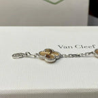 [Dream]New  CLOVER 5 MOTIF LASER BRACELET COLLECTION
