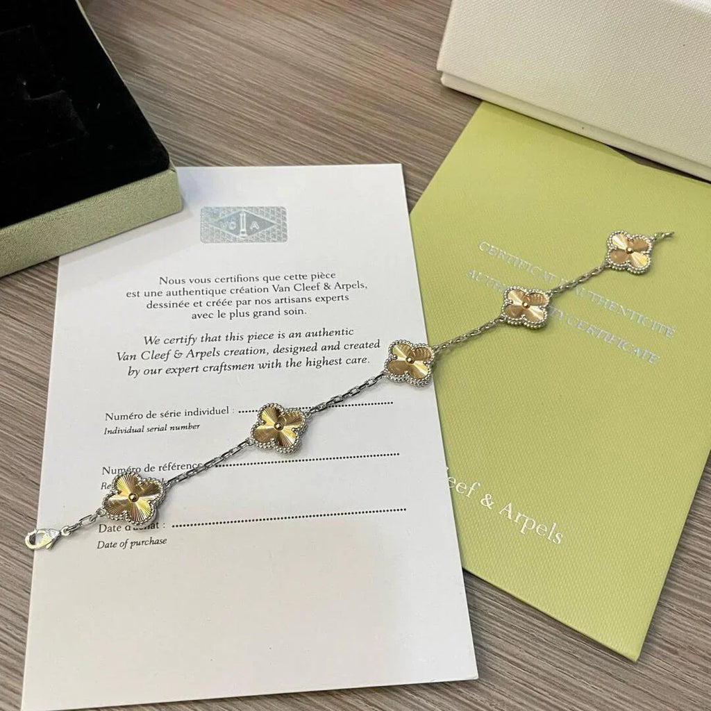 [Dream]New  CLOVER 5 MOTIF LASER BRACELET COLLECTION