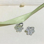 ¡®Dream¡¯FRIVOLE SILVER FLOWER DIAMOND EARRINGS